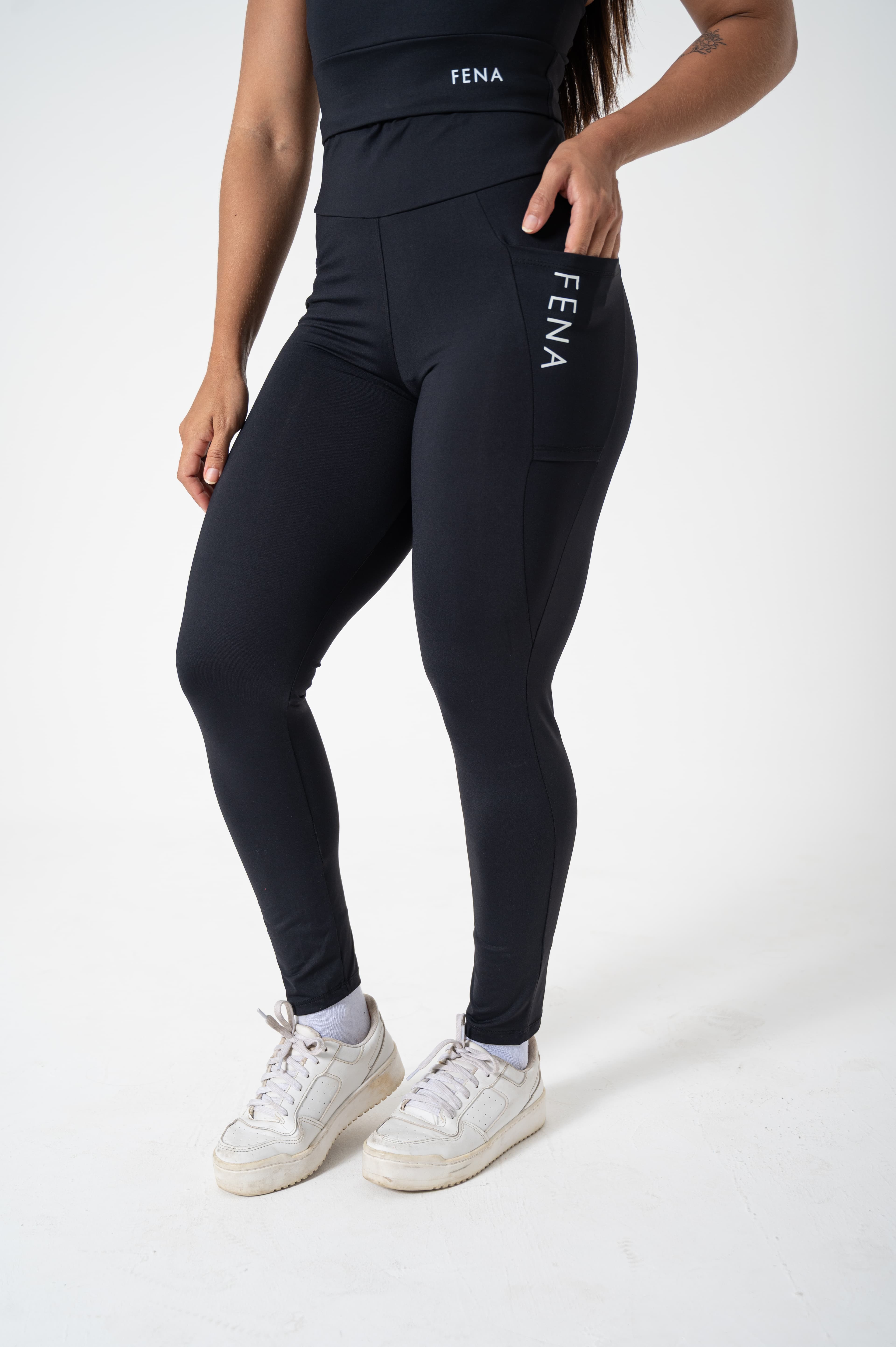 Calça com Bolso - imagem 2